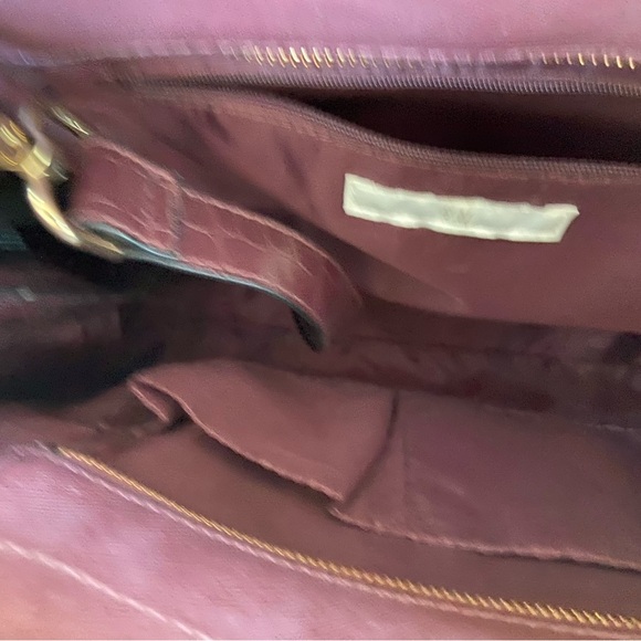 H&M Elegant Burgundy Leather Handbag - Picture 6 of 7